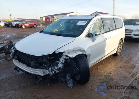 2017 Chrysler Pacifica Limited из США, поврежденный, VIN 2C4RC1GG6HR584137